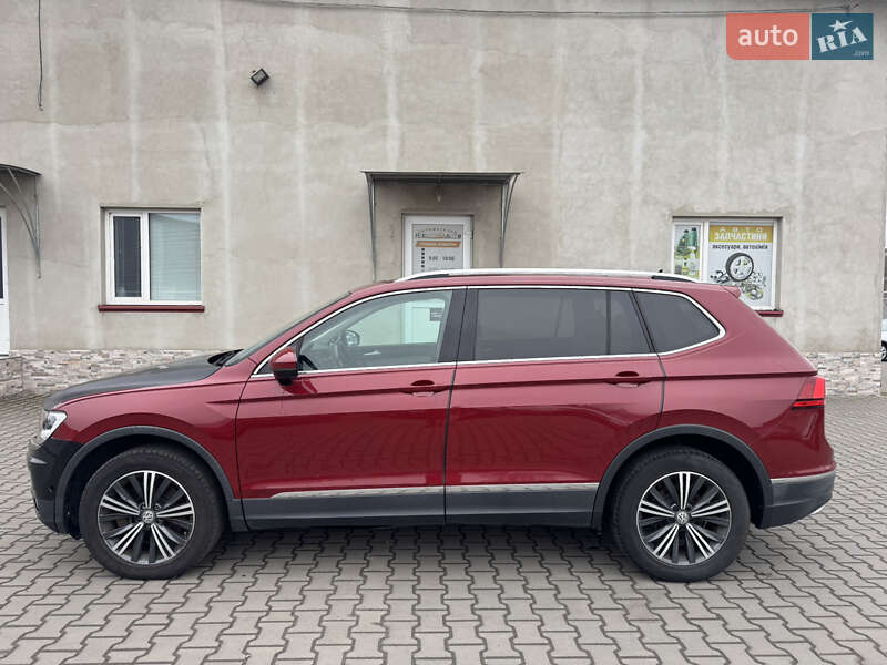 Внедорожник / Кроссовер Volkswagen Tiguan 2018 в Луцке фото 8 Внедорожник / Кроссовер Volkswagen Tiguan 2018 в Луцке