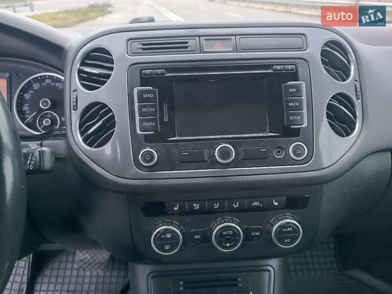 Внедорожник / Кроссовер Volkswagen Tiguan 2014 в Киеве фото 27 Внедорожник / Кроссовер Volkswagen Tiguan 2014 в Киеве