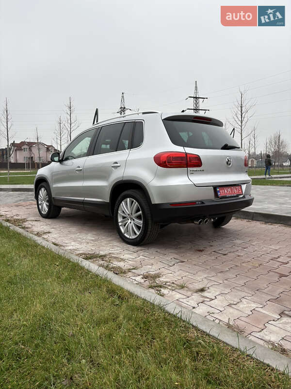 Позашляховик / Кросовер Volkswagen Tiguan 2015 в Бучі