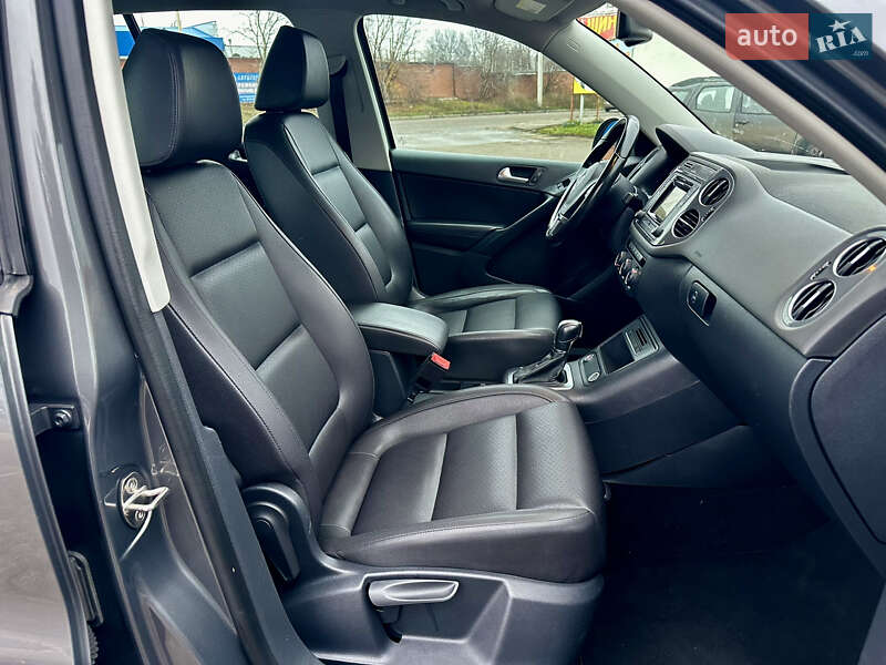 Внедорожник / Кроссовер Volkswagen Tiguan 2016 в Полтаве