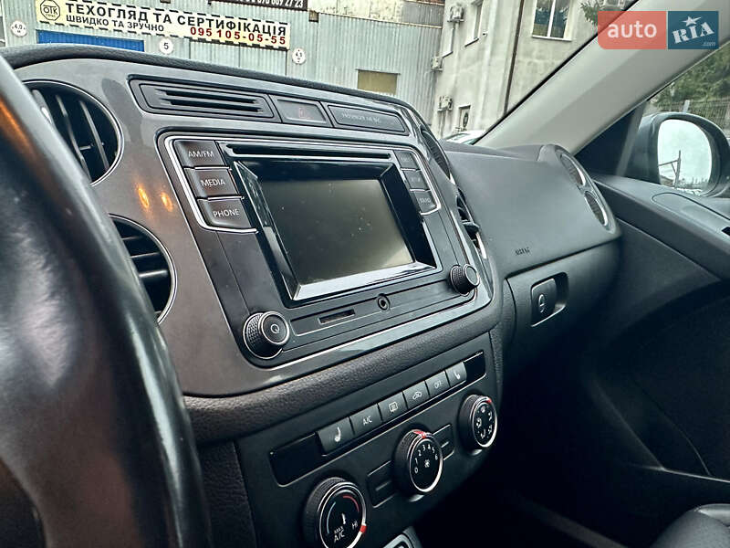 Внедорожник / Кроссовер Volkswagen Tiguan 2016 в Полтаве