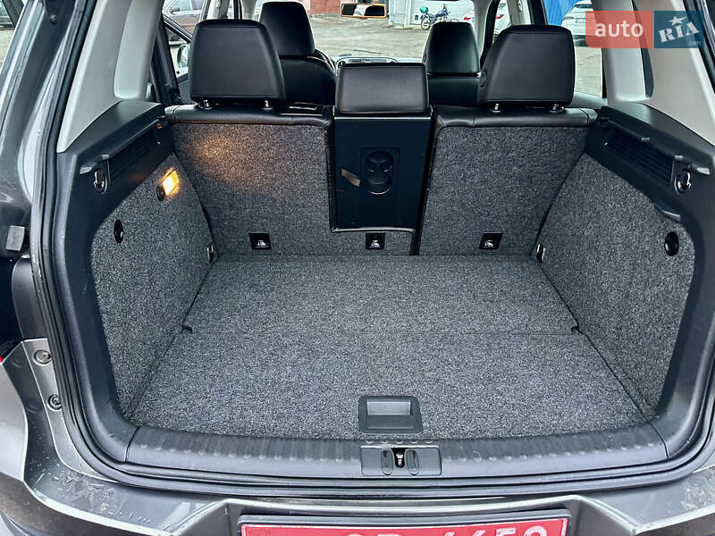 Внедорожник / Кроссовер Volkswagen Tiguan 2016 в Полтаве