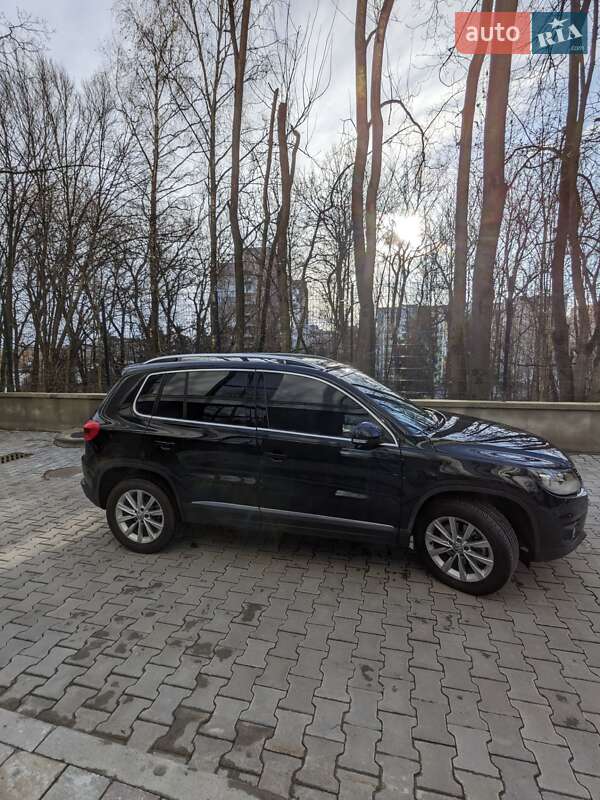 Позашляховик / Кросовер Volkswagen Tiguan 2014 в Тернополі