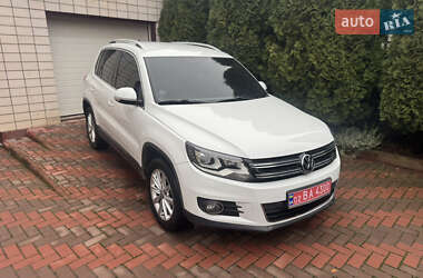 Позашляховик / Кросовер Volkswagen Tiguan 2014 в Гнівані