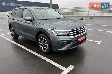 Позашляховик / Кросовер Volkswagen Tiguan 2023 в Львові