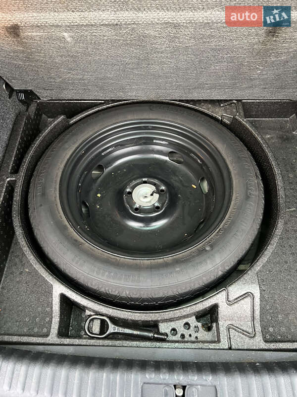 Внедорожник / Кроссовер Volkswagen Tiguan 2014 в Львове фото 21 Внедорожник / Кроссовер Volkswagen Tiguan 2014 в Львове