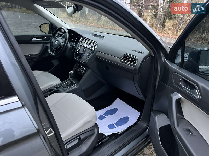 Позашляховик / Кросовер Volkswagen Tiguan 2019 в Луцьку