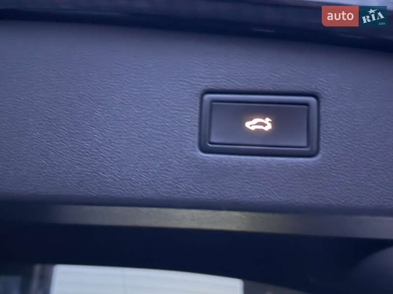 Позашляховик / Кросовер Volkswagen Tiguan 2022 в Кам'янському