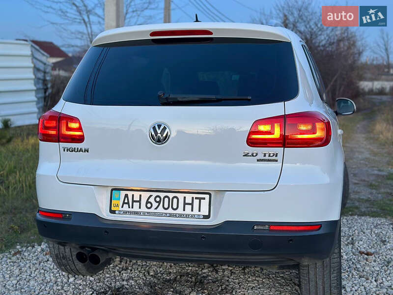 Внедорожник / Кроссовер Volkswagen Tiguan 2011 в Днепре