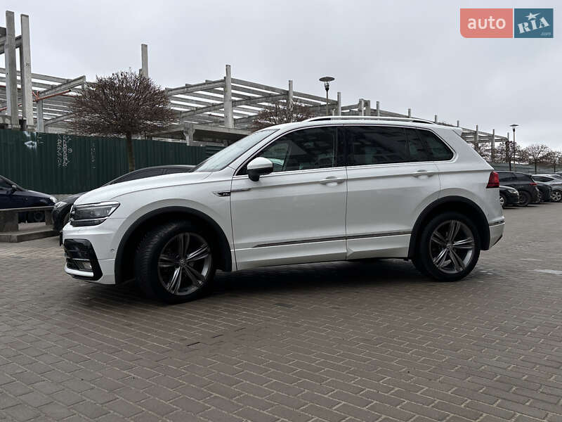Внедорожник / Кроссовер Volkswagen Tiguan 2017 в Киеве фото 10 Внедорожник / Кроссовер Volkswagen Tiguan 2017 в Киеве