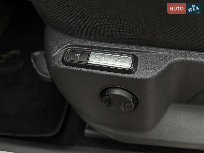 Внедорожник / Кроссовер Volkswagen Tiguan 2017 в Киеве фото 22 Внедорожник / Кроссовер Volkswagen Tiguan 2017 в Киеве