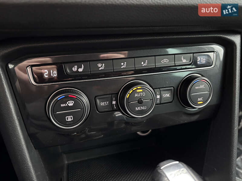 Внедорожник / Кроссовер Volkswagen Tiguan 2017 в Киеве фото 33 Внедорожник / Кроссовер Volkswagen Tiguan 2017 в Киеве