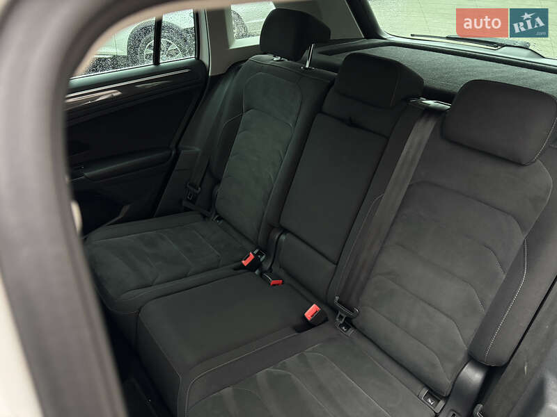 Внедорожник / Кроссовер Volkswagen Tiguan 2017 в Киеве фото 44 Внедорожник / Кроссовер Volkswagen Tiguan 2017 в Киеве