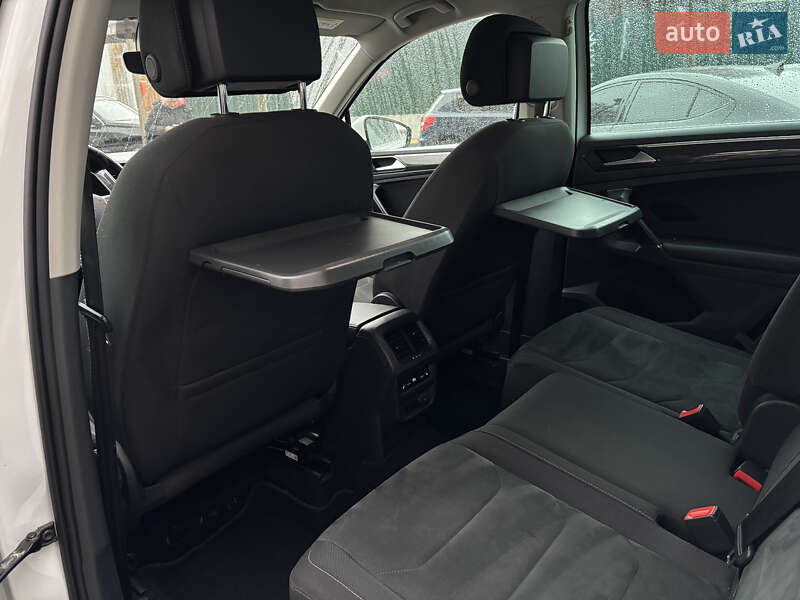 Внедорожник / Кроссовер Volkswagen Tiguan 2017 в Киеве фото 50 Внедорожник / Кроссовер Volkswagen Tiguan 2017 в Киеве