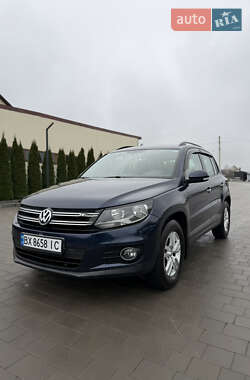 Позашляховик / Кросовер Volkswagen Tiguan 2012 в Кам'янець-Подільському
