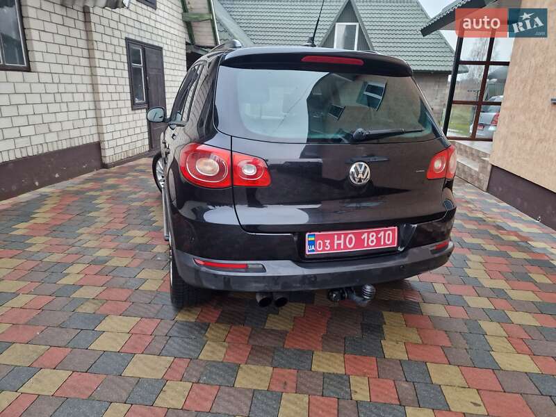 Внедорожник / Кроссовер Volkswagen Tiguan 2008 в Владимирце