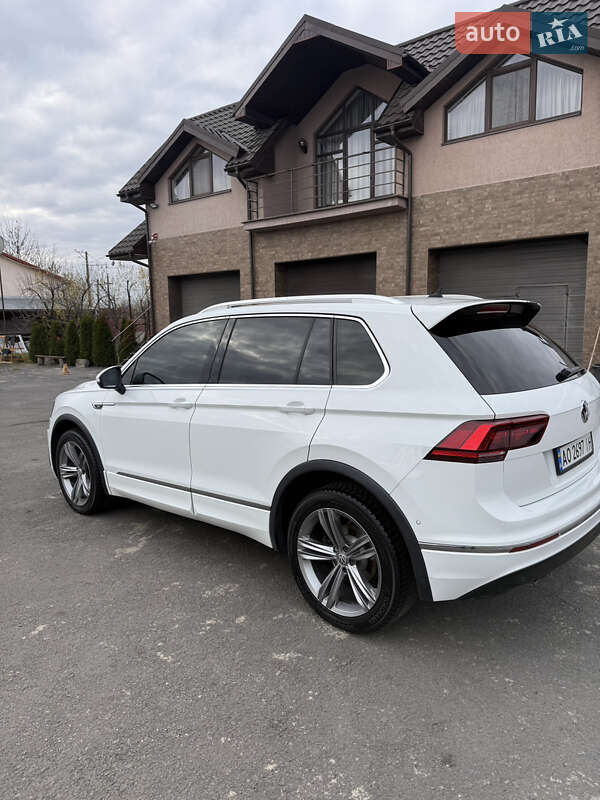 Внедорожник / Кроссовер Volkswagen Tiguan 2017 в Мукачево