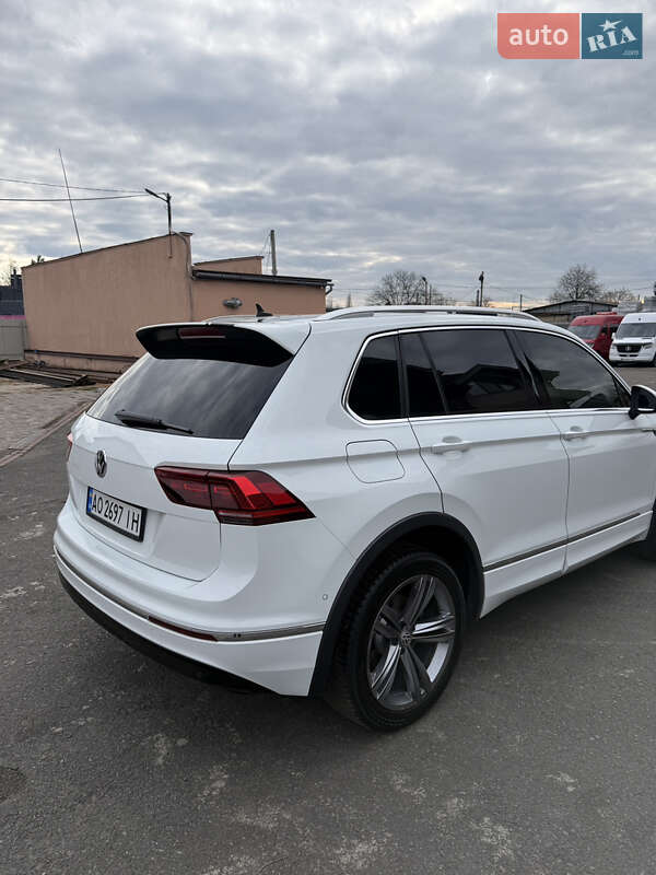 Внедорожник / Кроссовер Volkswagen Tiguan 2017 в Мукачево