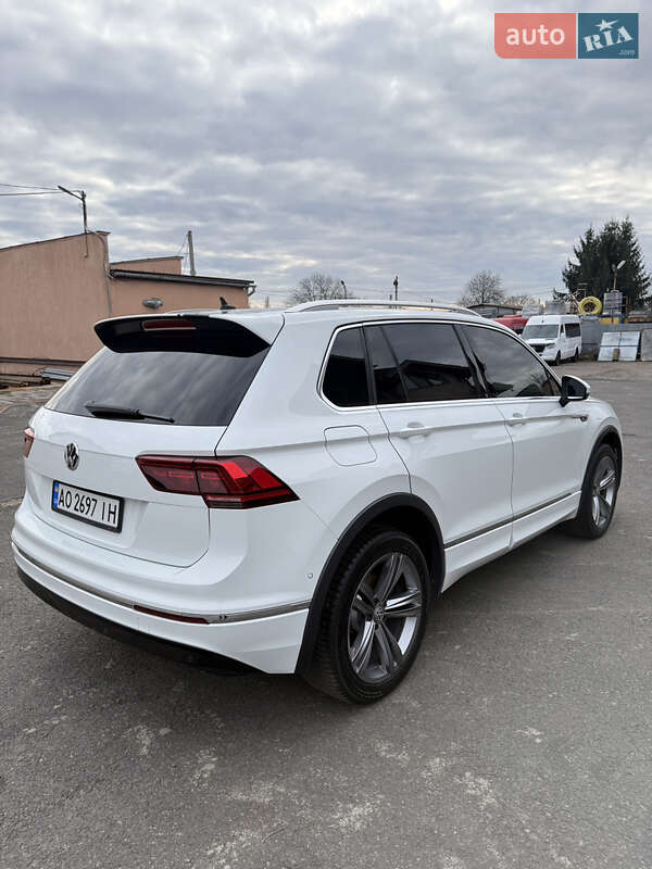 Внедорожник / Кроссовер Volkswagen Tiguan 2017 в Мукачево