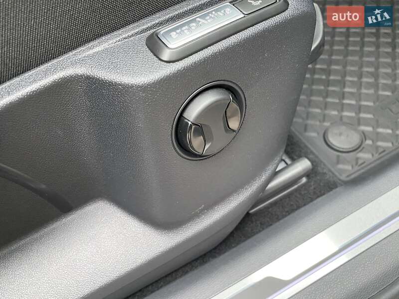 Внедорожник / Кроссовер Volkswagen Tiguan 2021 в Киеве фото 29 Внедорожник / Кроссовер Volkswagen Tiguan 2021 в Киеве