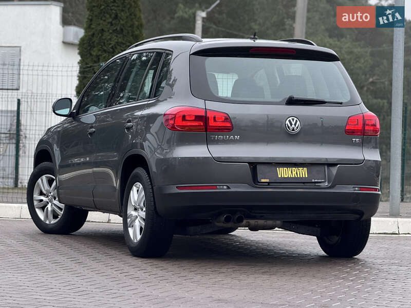 Внедорожник / Кроссовер Volkswagen Tiguan 2016 в Киеве