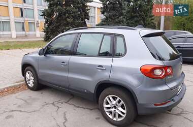Внедорожник / Кроссовер Volkswagen Tiguan 2009 в Запорожье