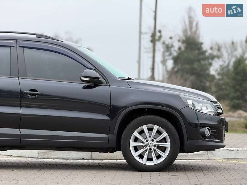Позашляховик / Кросовер Volkswagen Tiguan 2014 в Києві