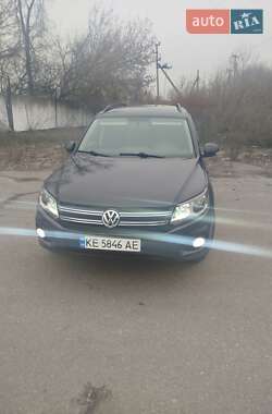 Позашляховик / Кросовер Volkswagen Tiguan 2015 в Дніпрі