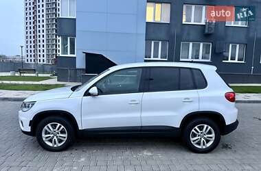 Внедорожник / Кроссовер Volkswagen Tiguan 2012 в Одессе
