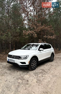 Позашляховик / Кросовер Volkswagen Tiguan 2020 в Києві