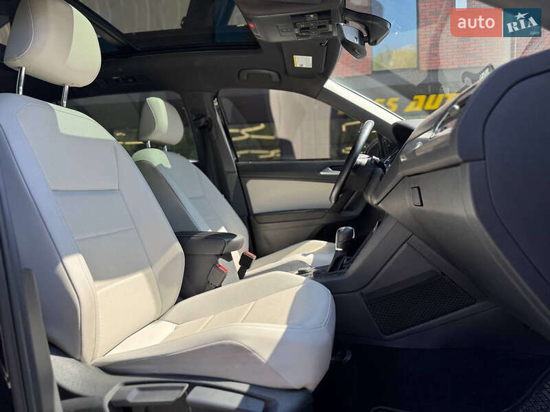 Внедорожник / Кроссовер Volkswagen Tiguan 2021 в Черновцах фото 4 Внедорожник / Кроссовер Volkswagen Tiguan 2021 в Черновцах
