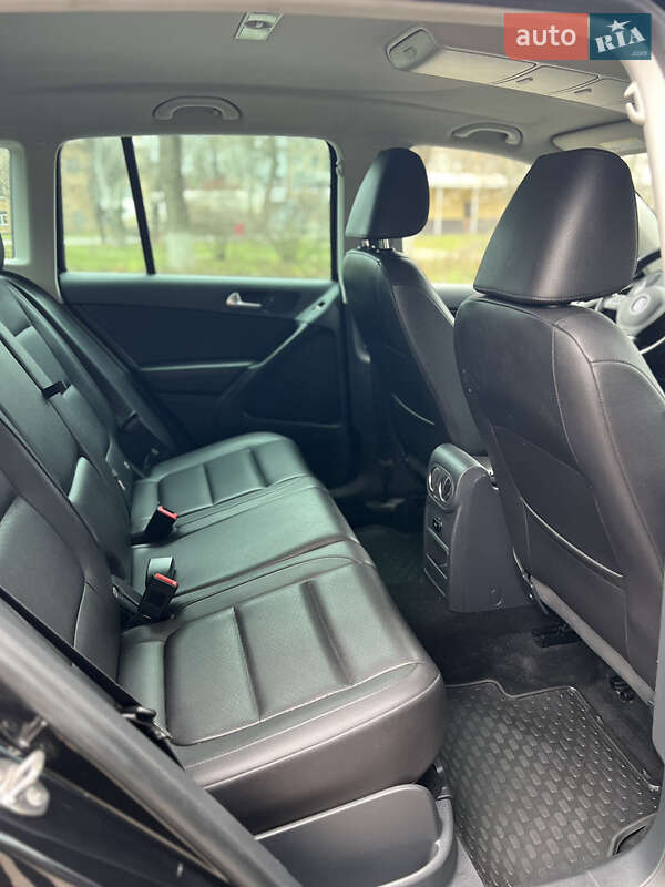 Внедорожник / Кроссовер Volkswagen Tiguan 2013 в Николаеве