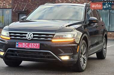 Внедорожник / Кроссовер Volkswagen Tiguan 2019 в Киеве
