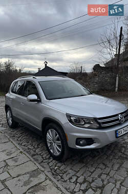 Внедорожник / Кроссовер Volkswagen Tiguan 2015 в Каменец-Подольском