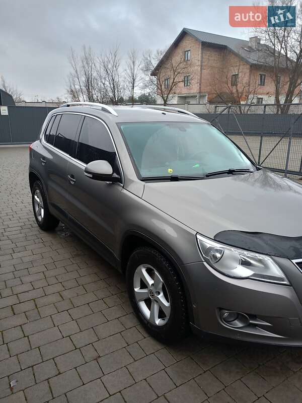 Внедорожник / Кроссовер Volkswagen Tiguan 2010 в Городке фото 22 Внедорожник / Кроссовер Volkswagen Tiguan 2010 в Городке