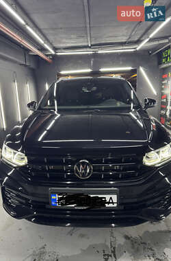 Внедорожник / Кроссовер Volkswagen Tiguan 2023 в Днепре