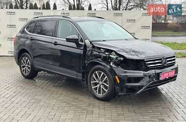 Внедорожник / Кроссовер Volkswagen Tiguan 2019 в Луцке