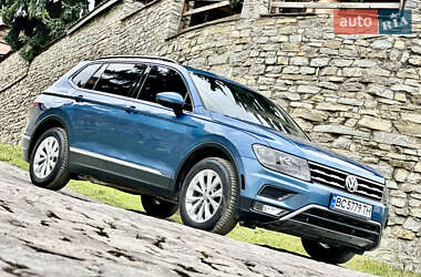 Внедорожник / Кроссовер Volkswagen Tiguan 2018 в Каменец-Подольском