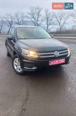 Внедорожник / Кроссовер Volkswagen Tiguan 2012 в Хусте