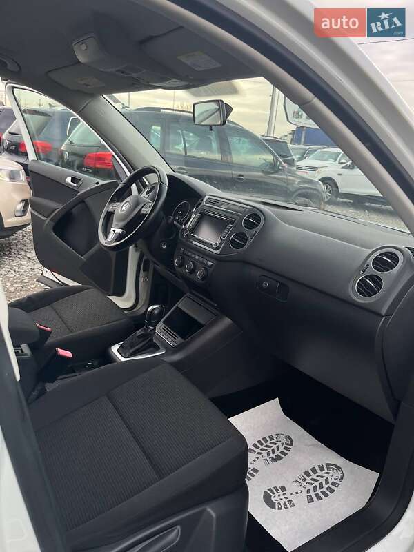 Позашляховик / Кросовер Volkswagen Tiguan 2015 в Львові
