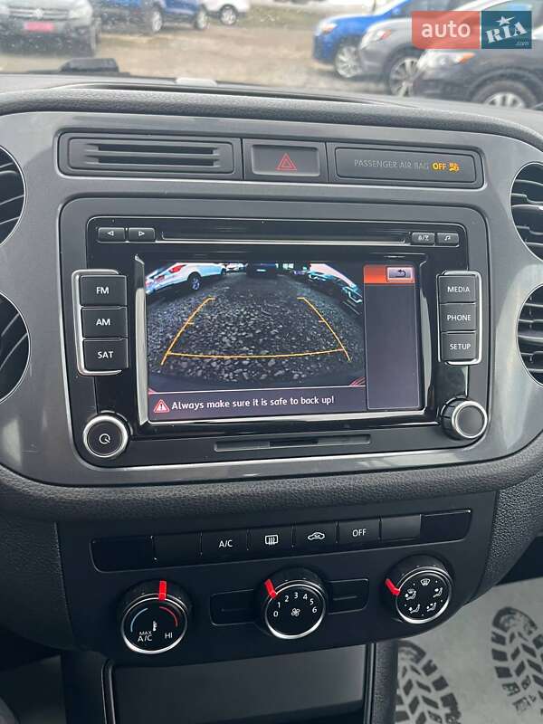 Позашляховик / Кросовер Volkswagen Tiguan 2015 в Львові