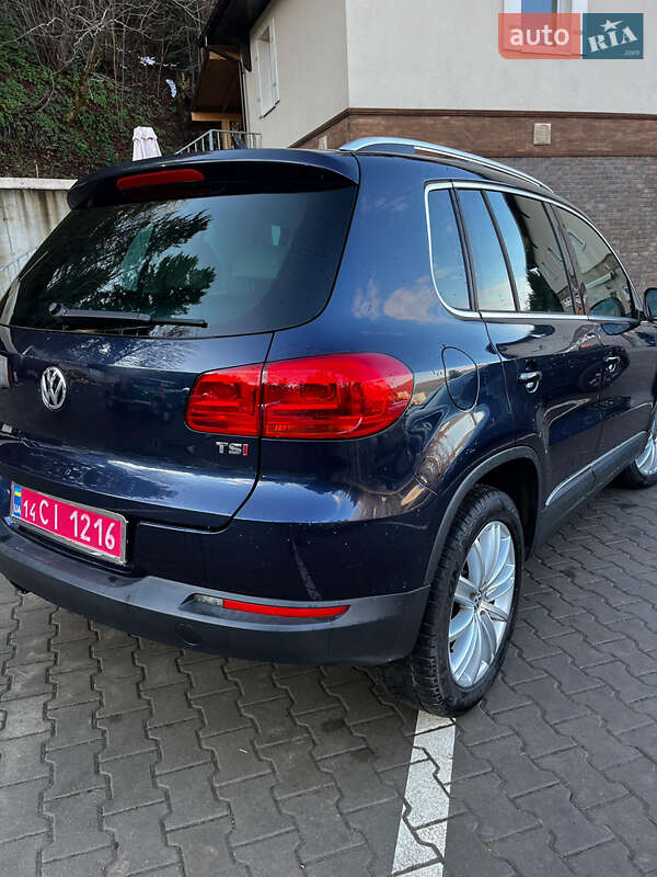 Внедорожник / Кроссовер Volkswagen Tiguan 2015 в Бориславе