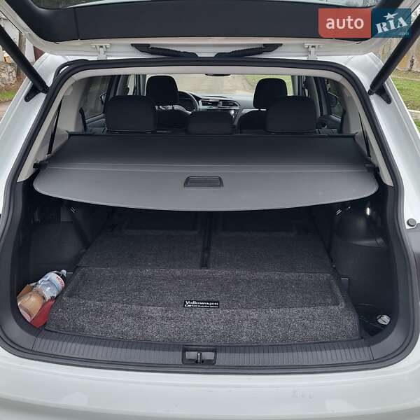 Внедорожник / Кроссовер Volkswagen Tiguan 2022 в Запорожье