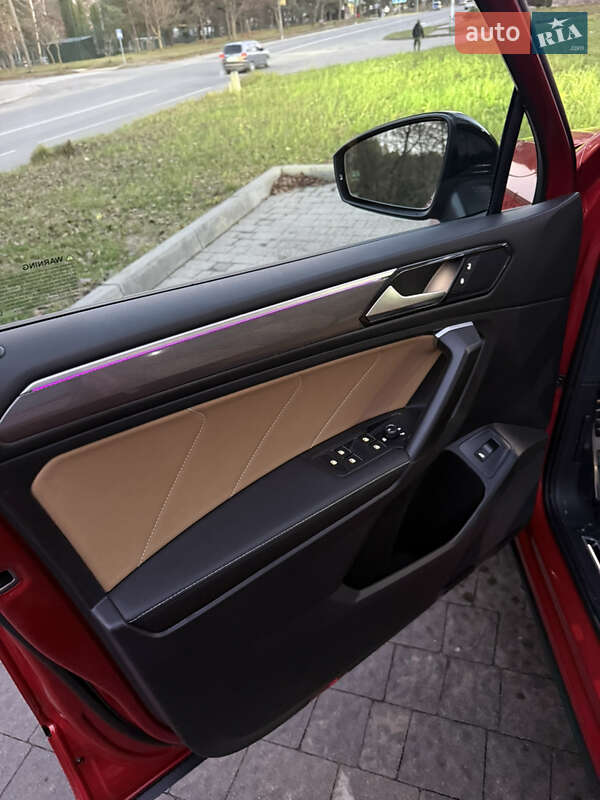 Внедорожник / Кроссовер Volkswagen Tiguan 2023 в Новояворовске фото 13 Внедорожник / Кроссовер Volkswagen Tiguan 2023 в Новояворовске