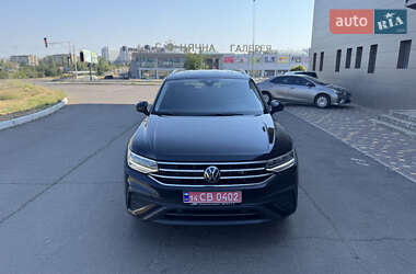 Внедорожник / Кроссовер Volkswagen Tiguan 2023 в Кривом Роге