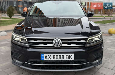 Внедорожник / Кроссовер Volkswagen Tiguan 2018 в Киеве