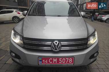Позашляховик / Кросовер Volkswagen Tiguan 2016 в Івано-Франківську