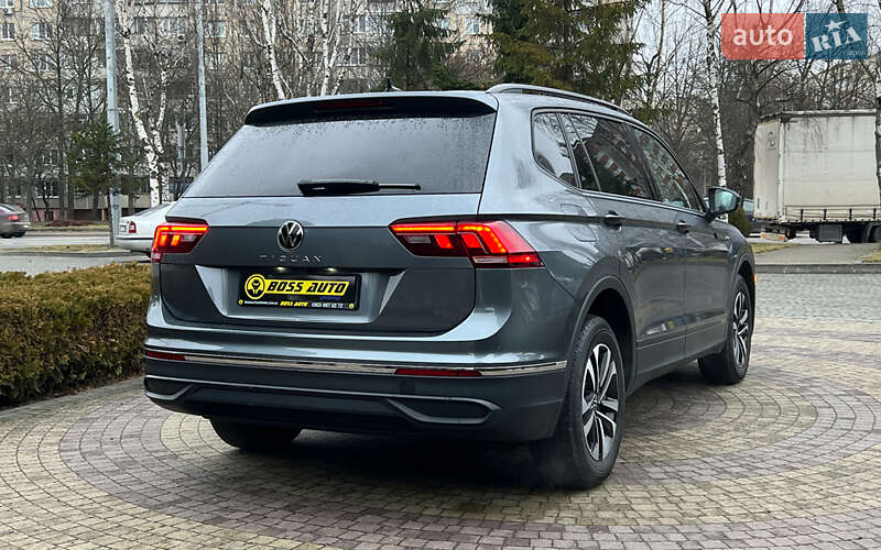 Внедорожник / Кроссовер Volkswagen Tiguan 2023 в Львове