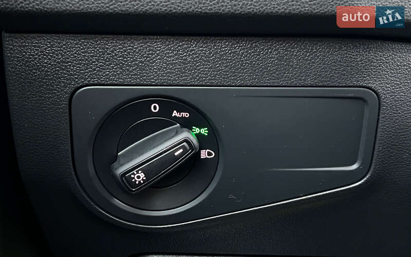 Внедорожник / Кроссовер Volkswagen Tiguan 2023 в Львове