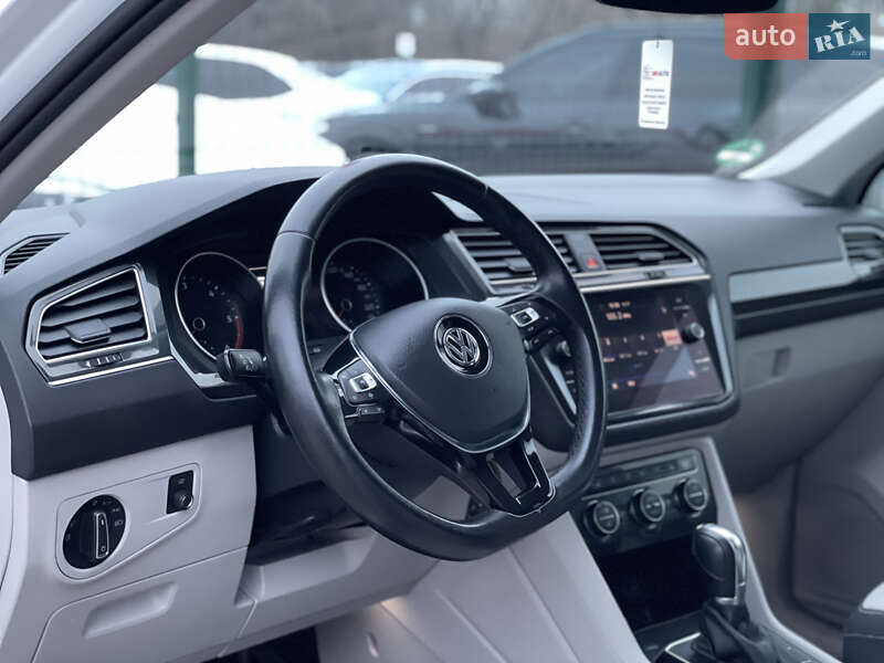Внедорожник / Кроссовер Volkswagen Tiguan 2019 в Бердичеве